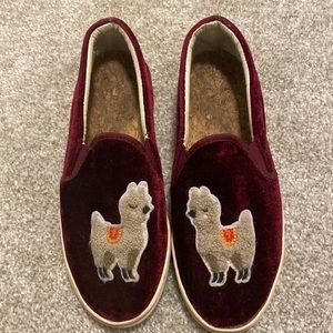 Velvet llama shoes